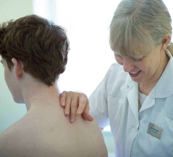 neck-pain-treatments-at-treatment-beckenham-bromley-chiropractic